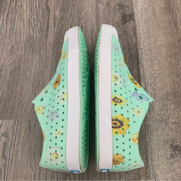 Native Jefferson Memento Floral Green Shoes Women’s 7 Mens 5 Slip On Beach - Picture 7 of 11